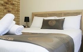 The Clydesdale Motel & Steakhouse